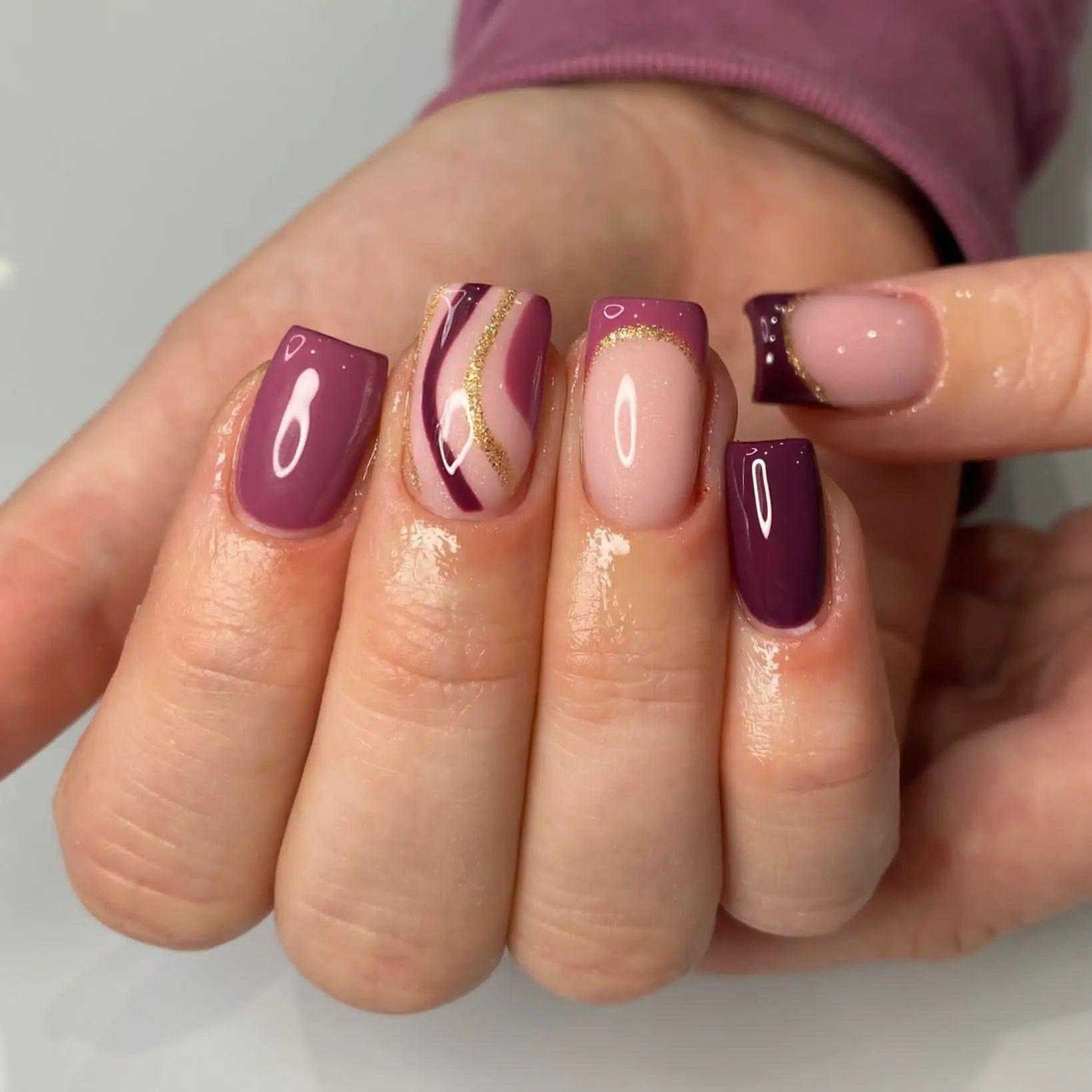 Champagne Bubbles - UGGP-A0048 Urban Graffiti Gel Polish 15ml   Naio Nails